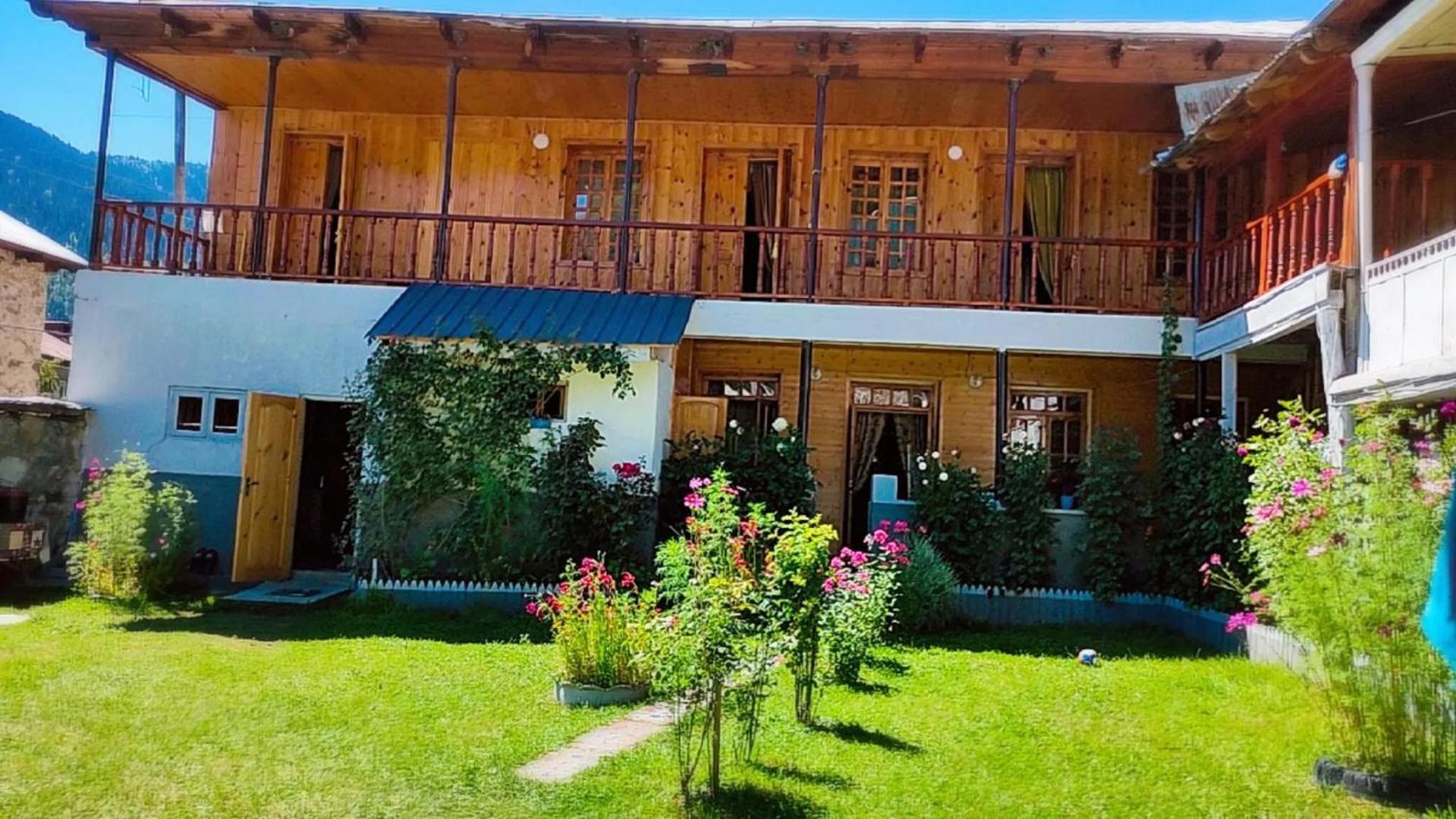 Guest House-Waterfall Chokhuldi Екстер'єр фото