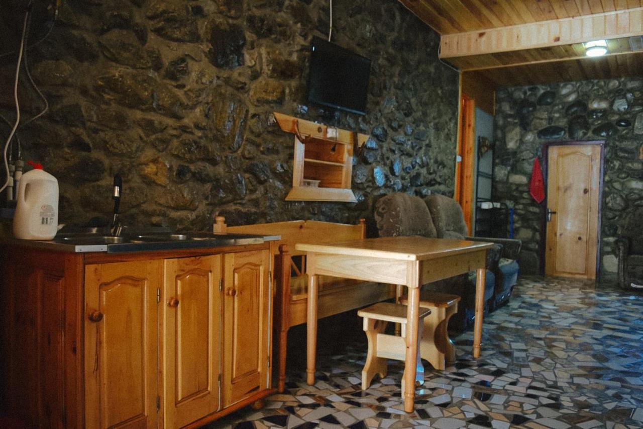Guest House-Waterfall Chokhuldi Екстер'єр фото